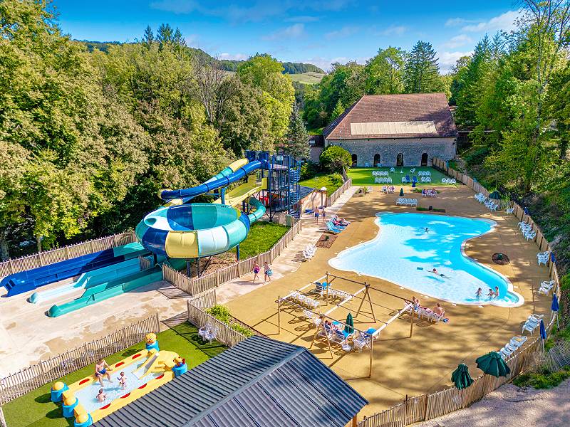 Espace aquatique - Camping de la Forge Sainte-Marie à Thonnance-les-Moulins