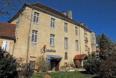 Palais abbatiale d'Auberive