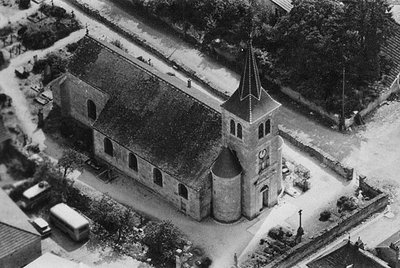 Carte postale de l'église d'Esnoms-au-Val