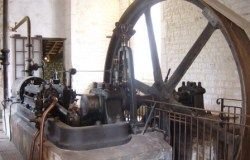 Machine à vapeur